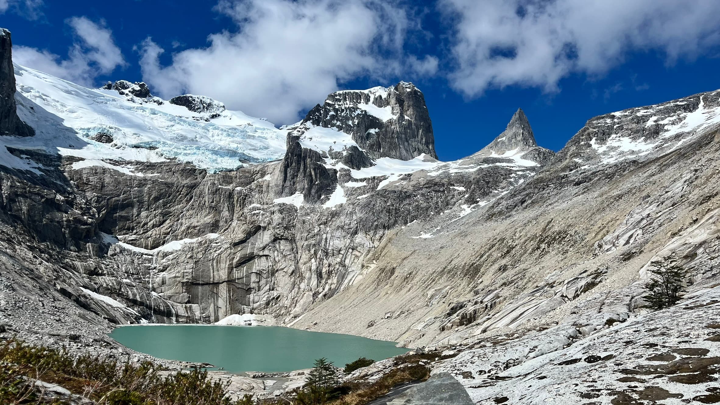 Torres del Avellano vistas desde el mirador — trekking Bahía Murta Patagonia
