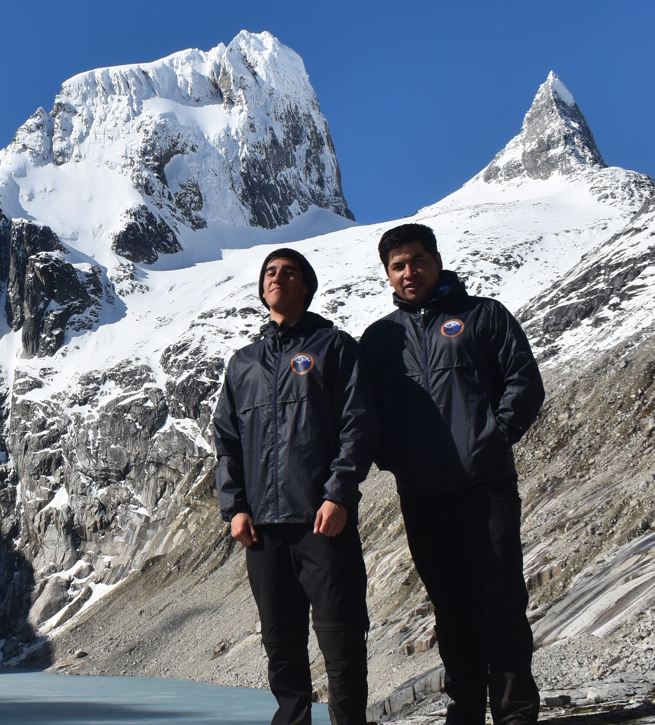 Vicente y Andrés — Guías del Avellano · Bahía Murta